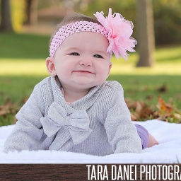 6 Month session: Claire